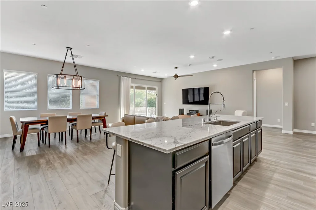 15 Reflection Bay, Henderson, NV 89011