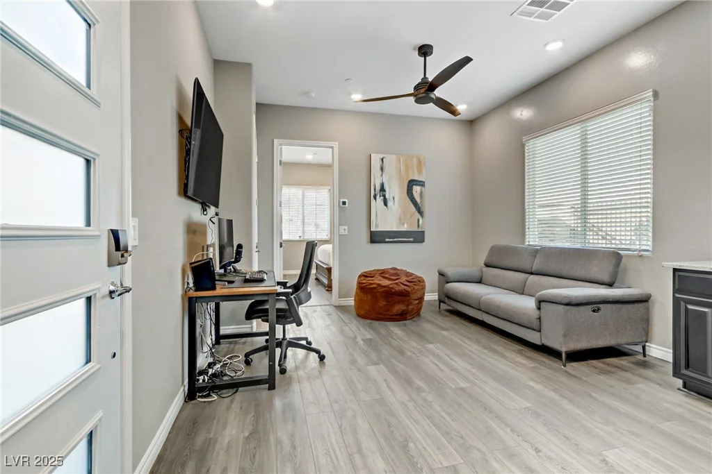 15 Reflection Bay, Henderson, NV 89011