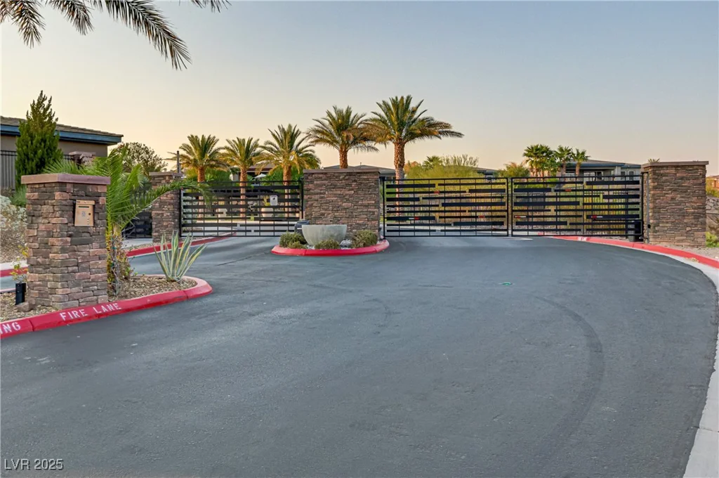 15 Reflection Bay, Henderson, NV 89011
