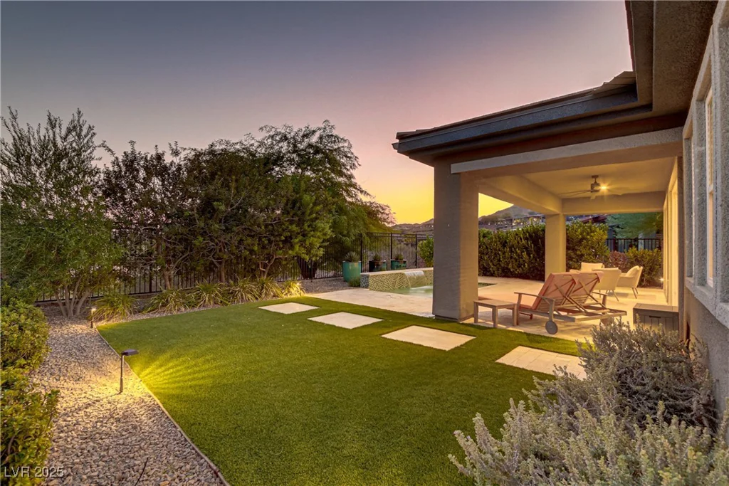 15 Reflection Bay, Henderson, NV 89011