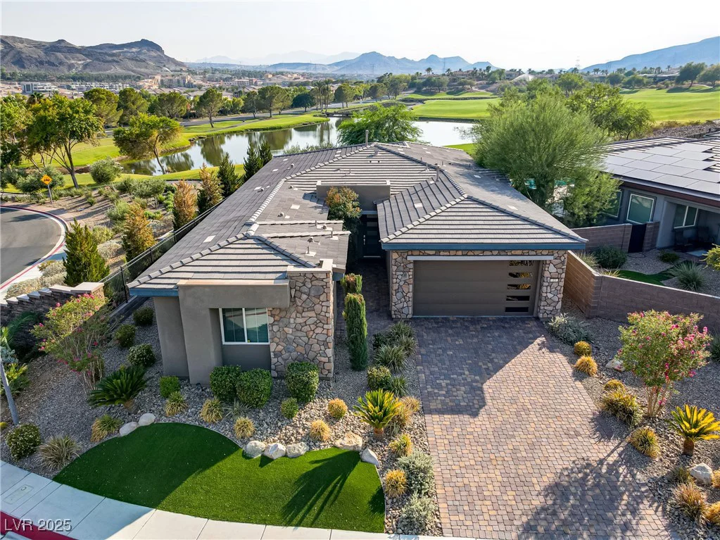 15 Reflection Bay, Henderson, NV 89011