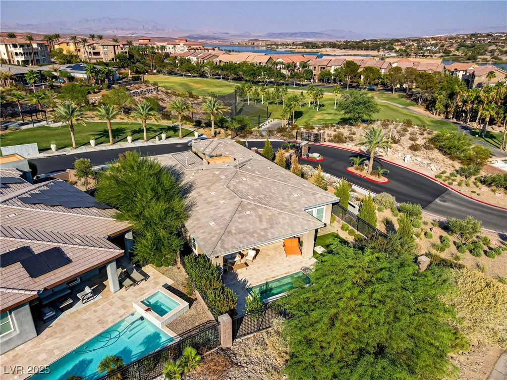 15 Reflection Bay, Henderson, NV 89011