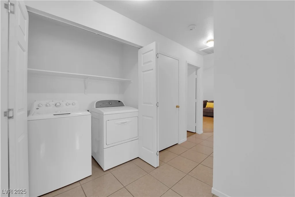3102 Honeysuckle, North Las Vegas, NV 89031