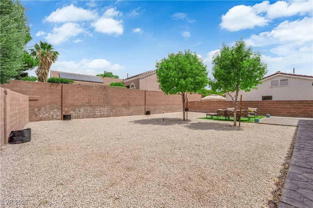 3102 Honeysuckle, North Las Vegas, NV 89031