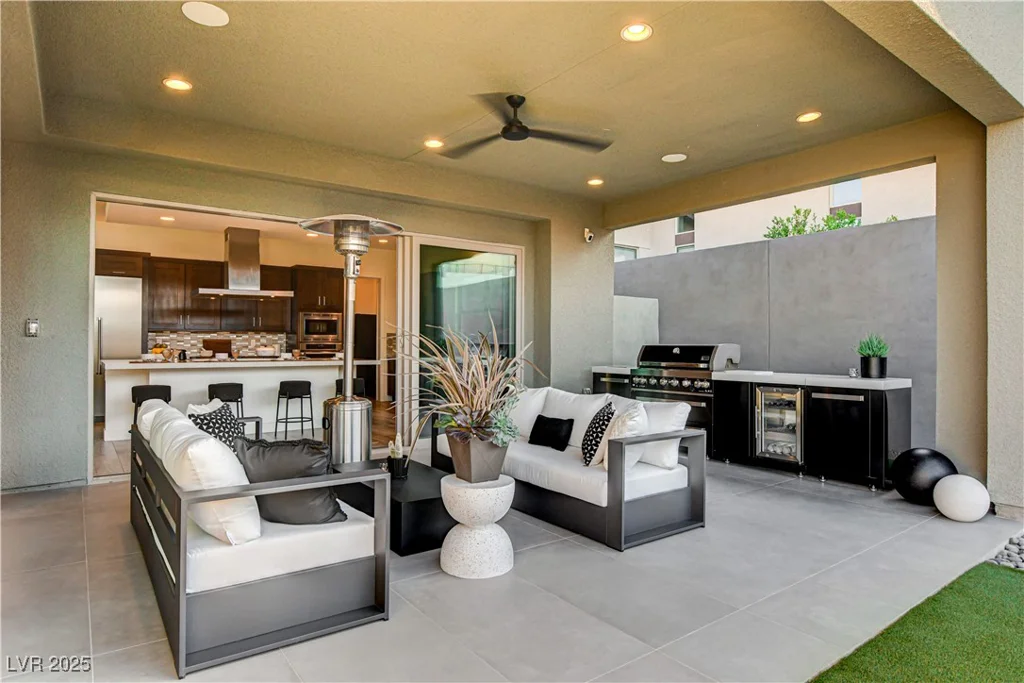 10228 Shell Star, Las Vegas, NV 89135
