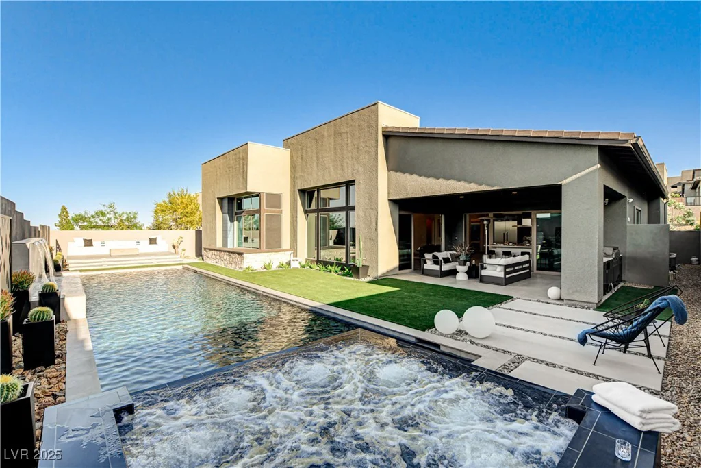 10228 Shell Star, Las Vegas, NV 89135