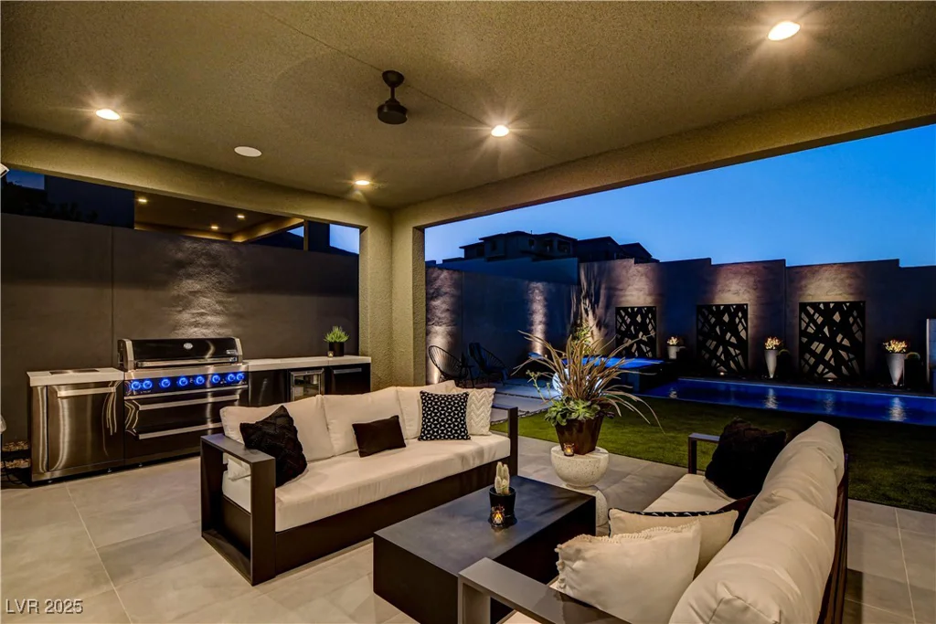 10228 Shell Star, Las Vegas, NV 89135