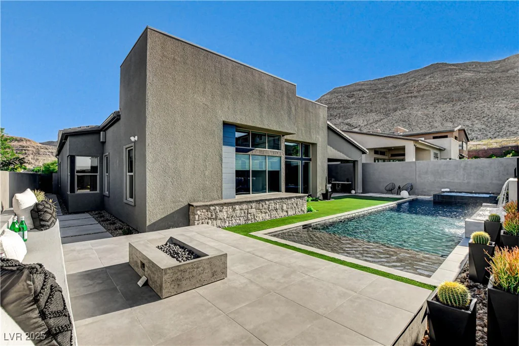 10228 Shell Star, Las Vegas, NV 89135