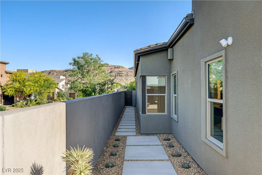 10228 Shell Star, Las Vegas, NV 89135