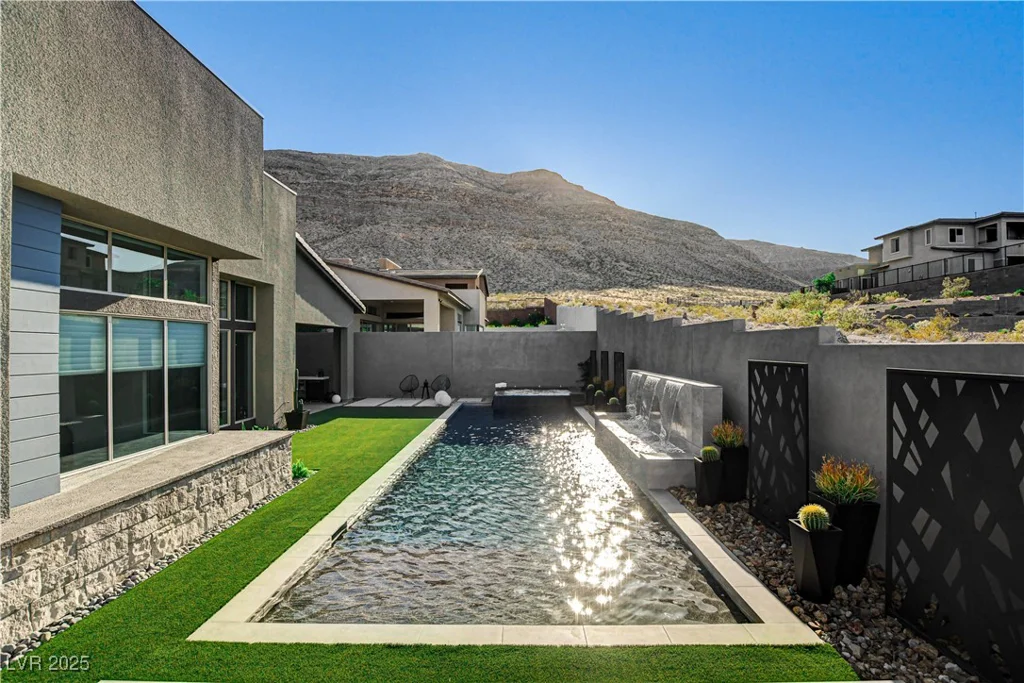 10228 Shell Star, Las Vegas, NV 89135