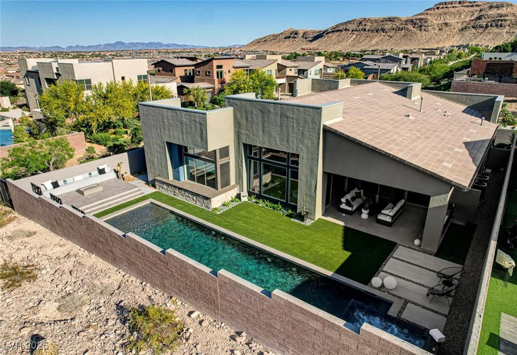 10228 Shell Star, Las Vegas, NV 89135