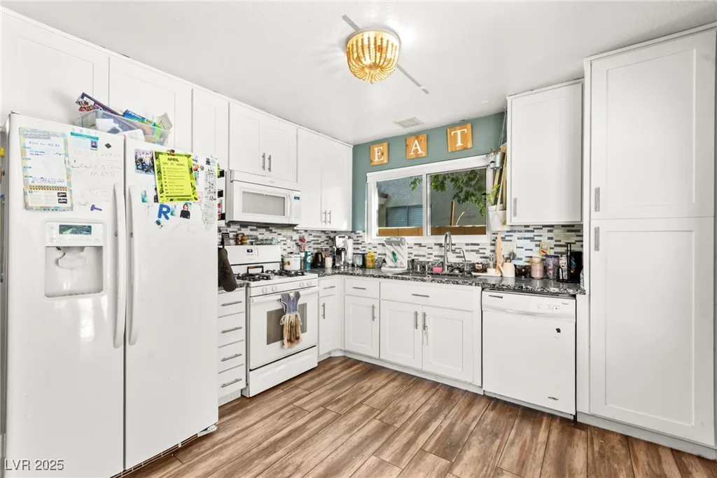 8505 Lansdale, Las Vegas, NV 89123