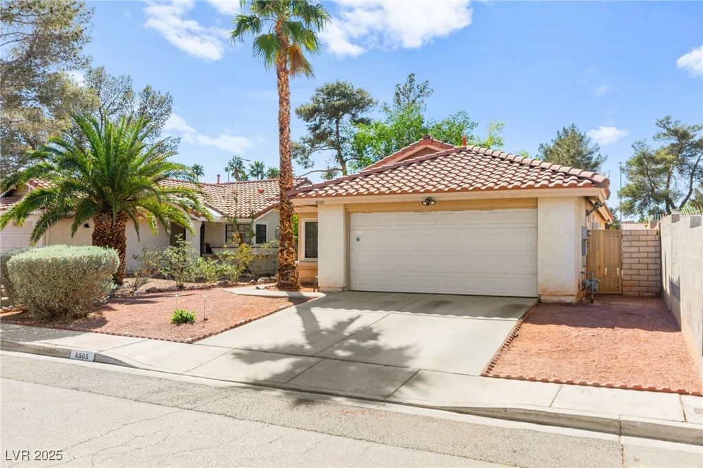 8505 Lansdale, Las Vegas, NV 89123