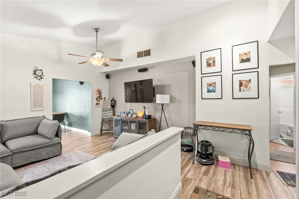 8505 Lansdale, Las Vegas, NV 89123