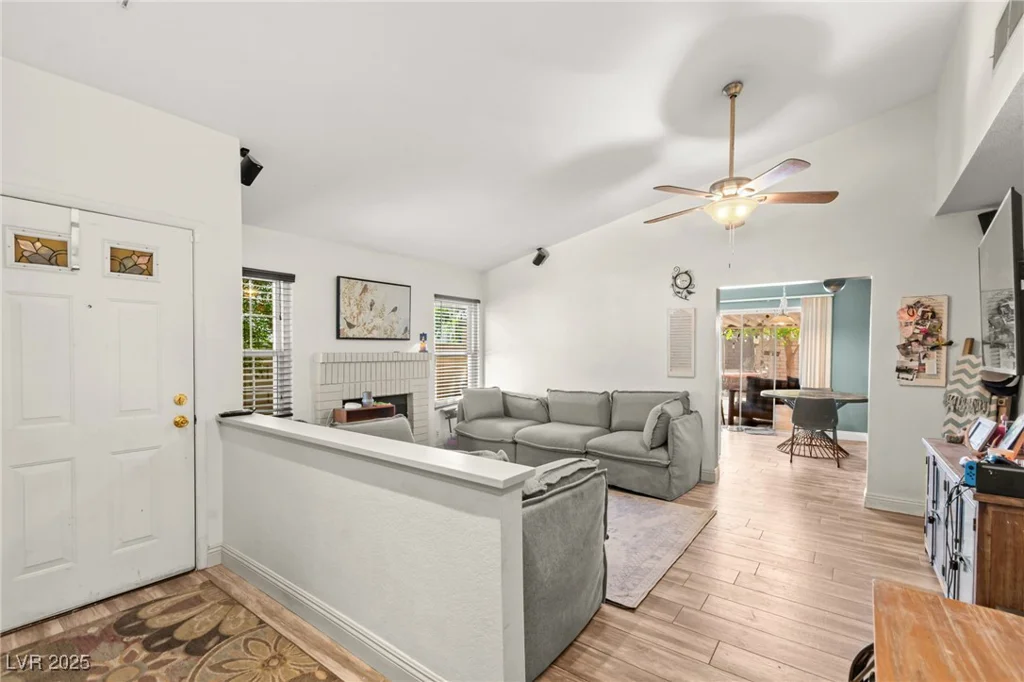 8505 Lansdale, Las Vegas, NV 89123