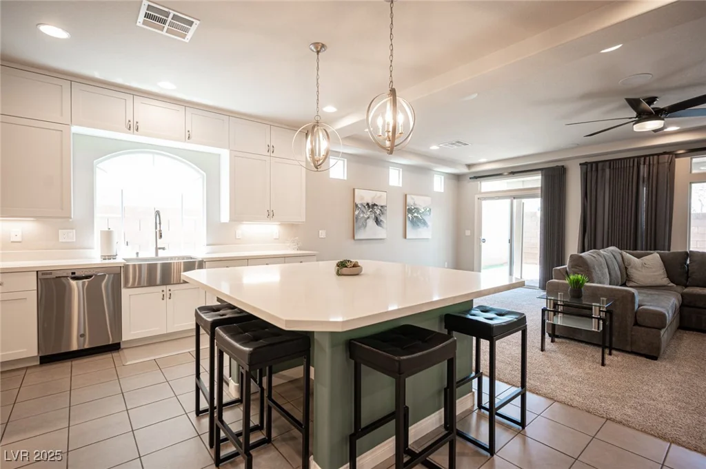 9807 Panther Hollow, Las Vegas, NV 89141