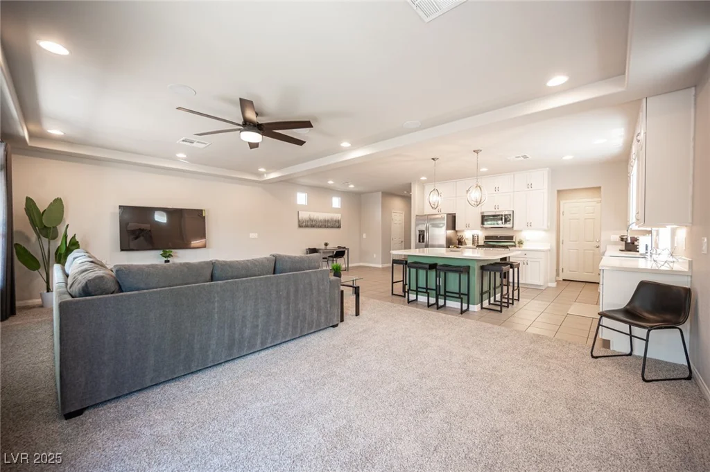 9807 Panther Hollow, Las Vegas, NV 89141