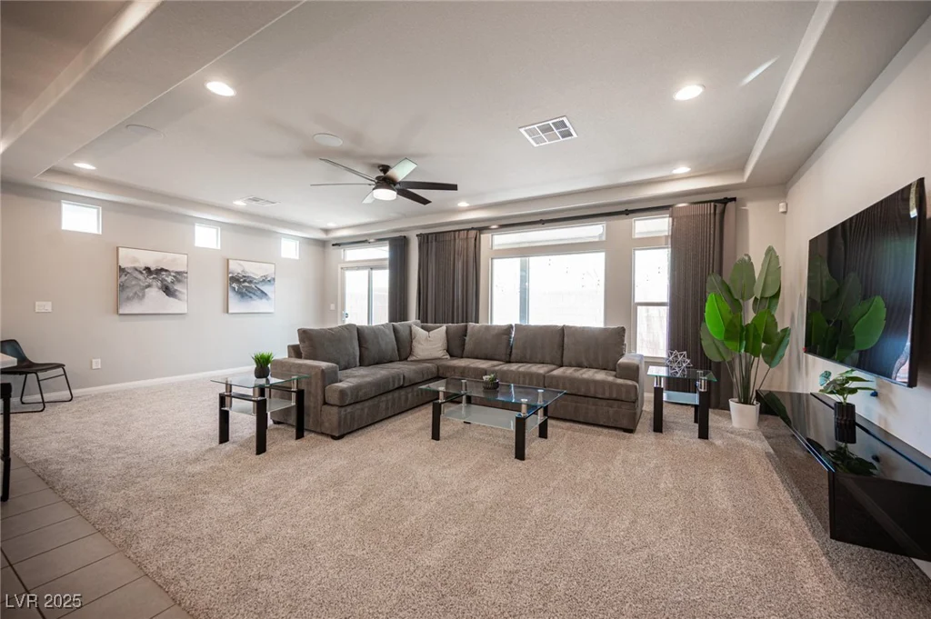 9807 Panther Hollow, Las Vegas, NV 89141