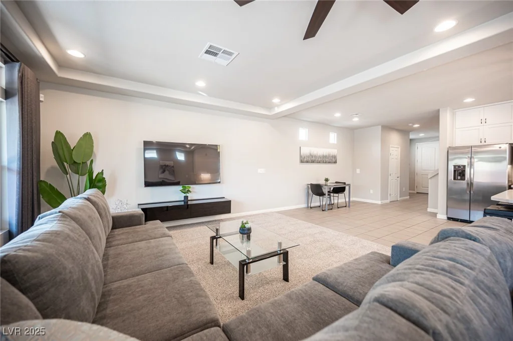 9807 Panther Hollow, Las Vegas, NV 89141