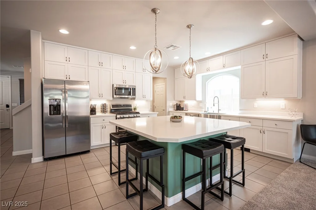 9807 Panther Hollow, Las Vegas, NV 89141
