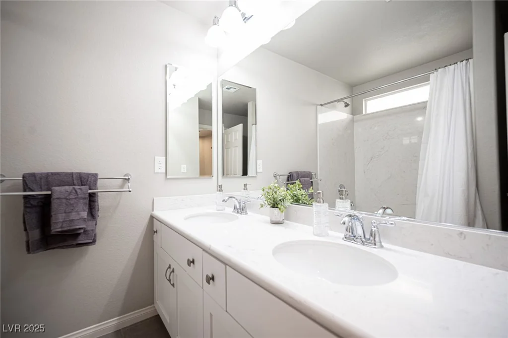 9807 Panther Hollow, Las Vegas, NV 89141