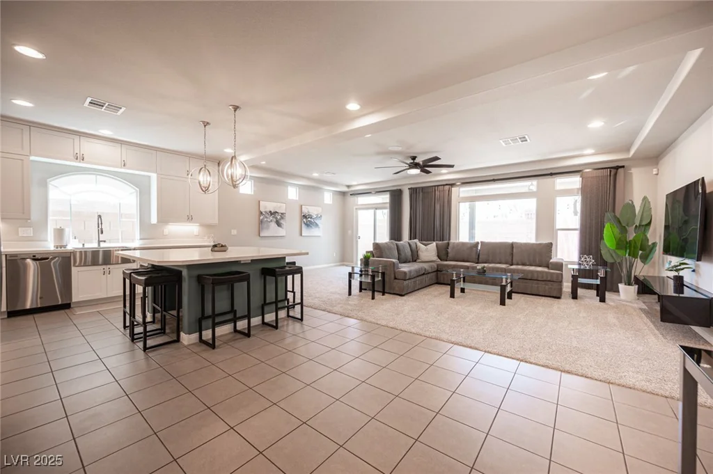 9807 Panther Hollow, Las Vegas, NV 89141