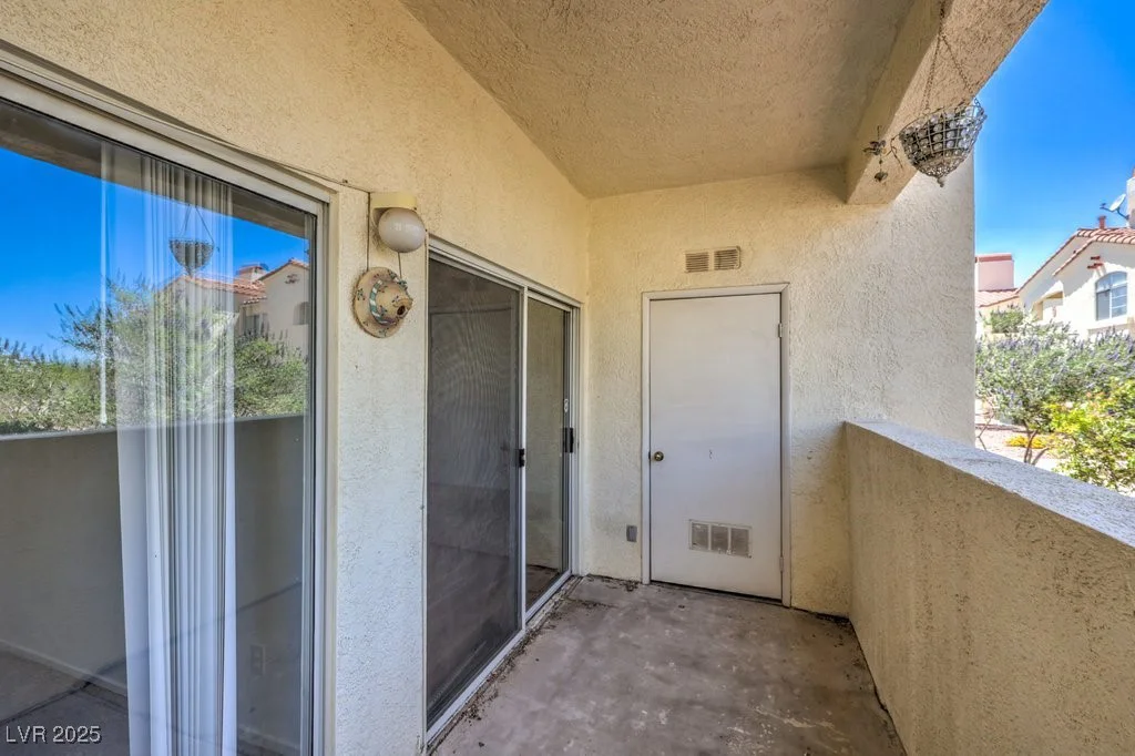 698 Racetrack, Henderson, NV 89015