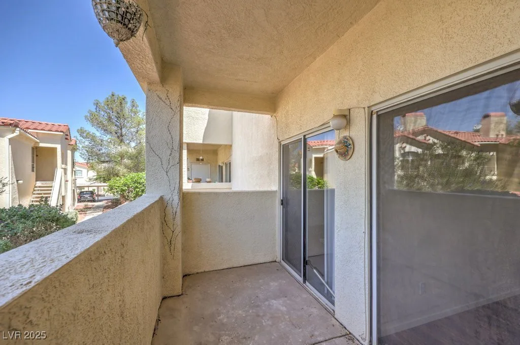 698 Racetrack, Henderson, NV 89015