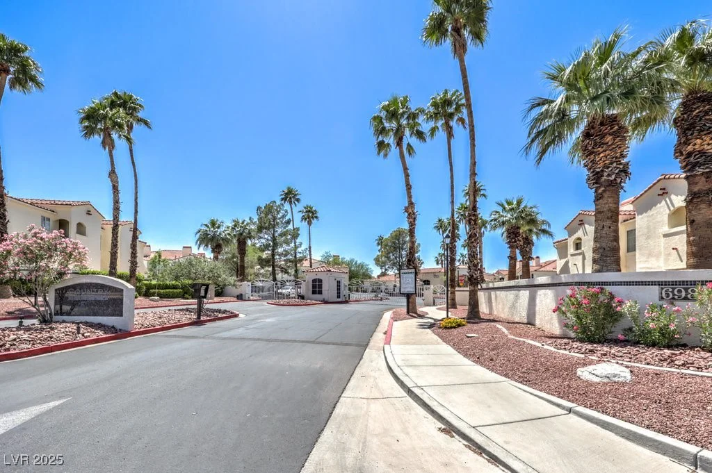 698 Racetrack, Henderson, NV 89015
