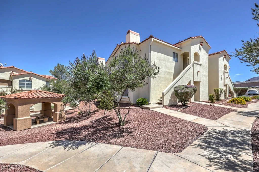 698 Racetrack, Henderson, NV 89015
