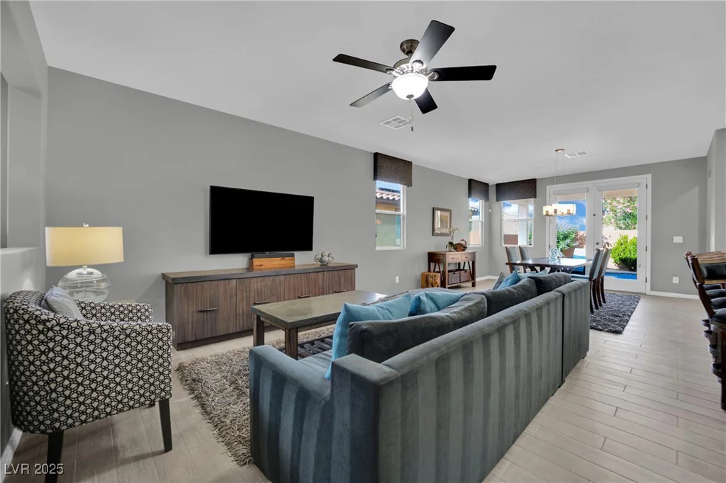 708 Kibbey, Las Vegas, NV 89178