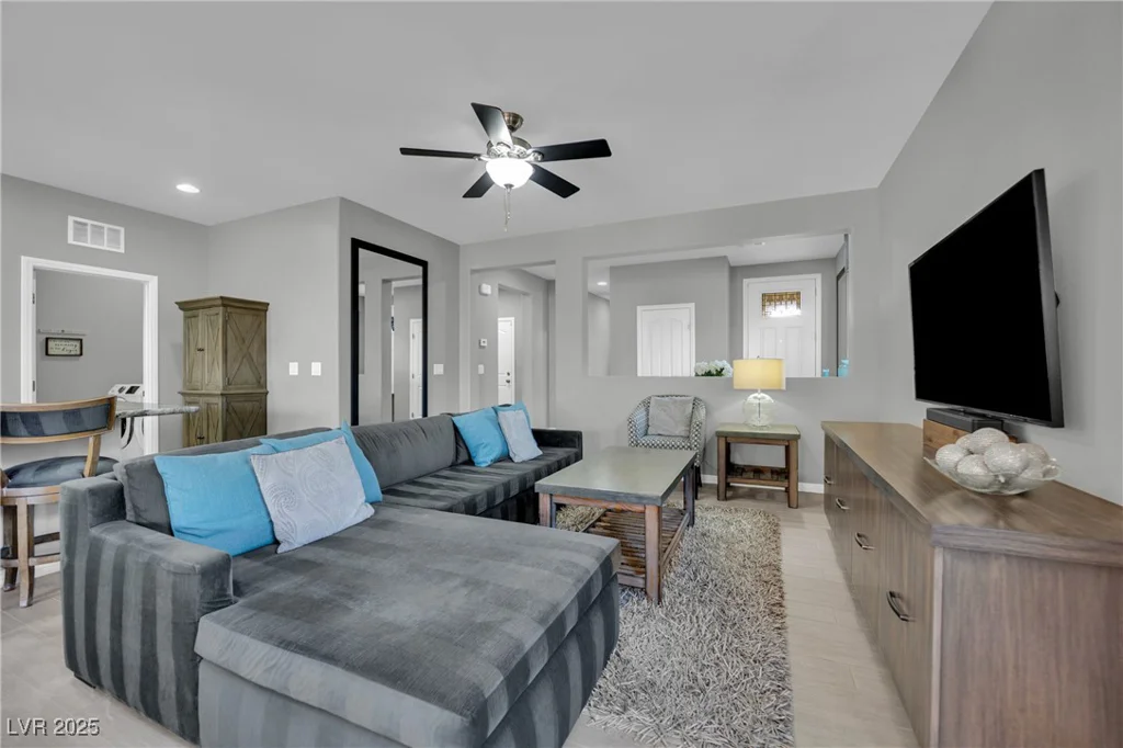 708 Kibbey, Las Vegas, NV 89178