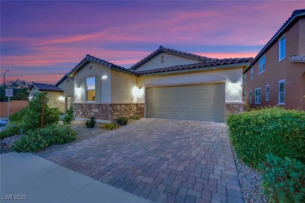 708 Kibbey, Las Vegas, NV 89178
