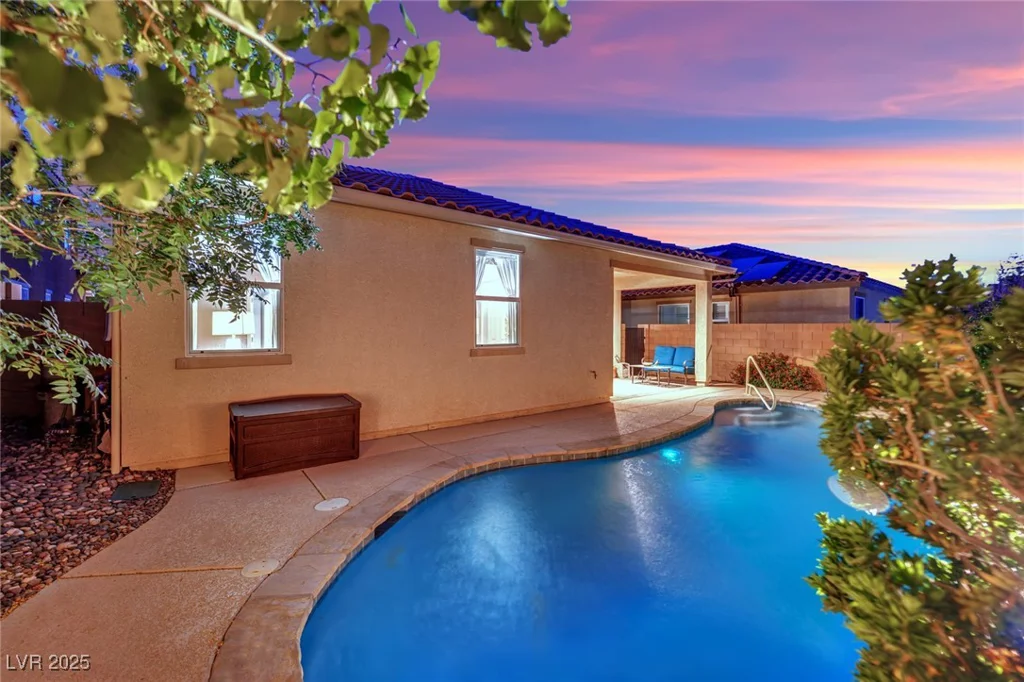 708 Kibbey, Las Vegas, NV 89178