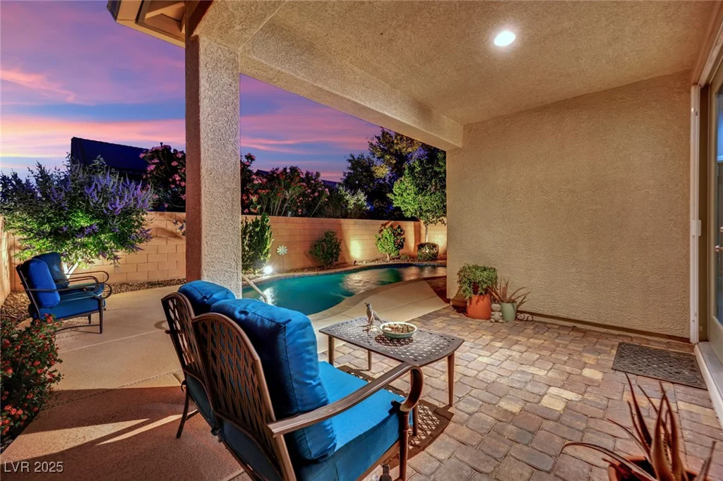 708 Kibbey, Las Vegas, NV 89178