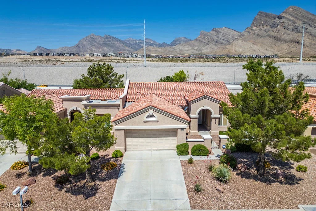 2315 Sun Cliffs, Las Vegas, NV 89134