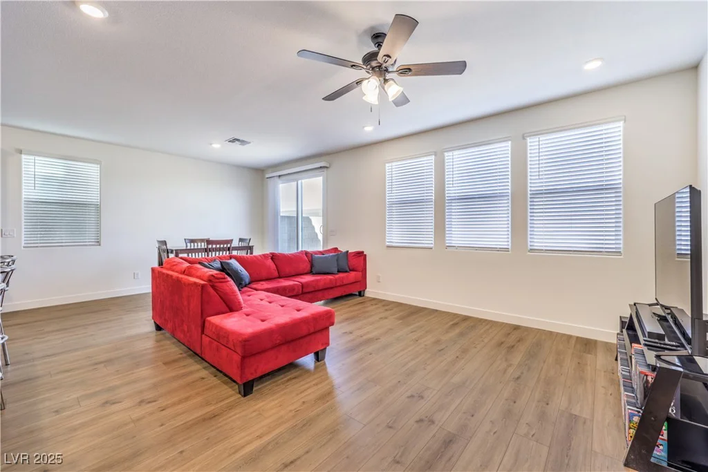 9114 Riverlands Ranch, Las Vegas, NV 89139