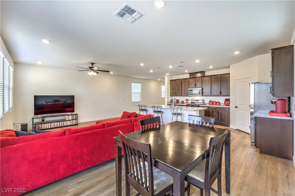 9114 Riverlands Ranch, Las Vegas, NV 89139
