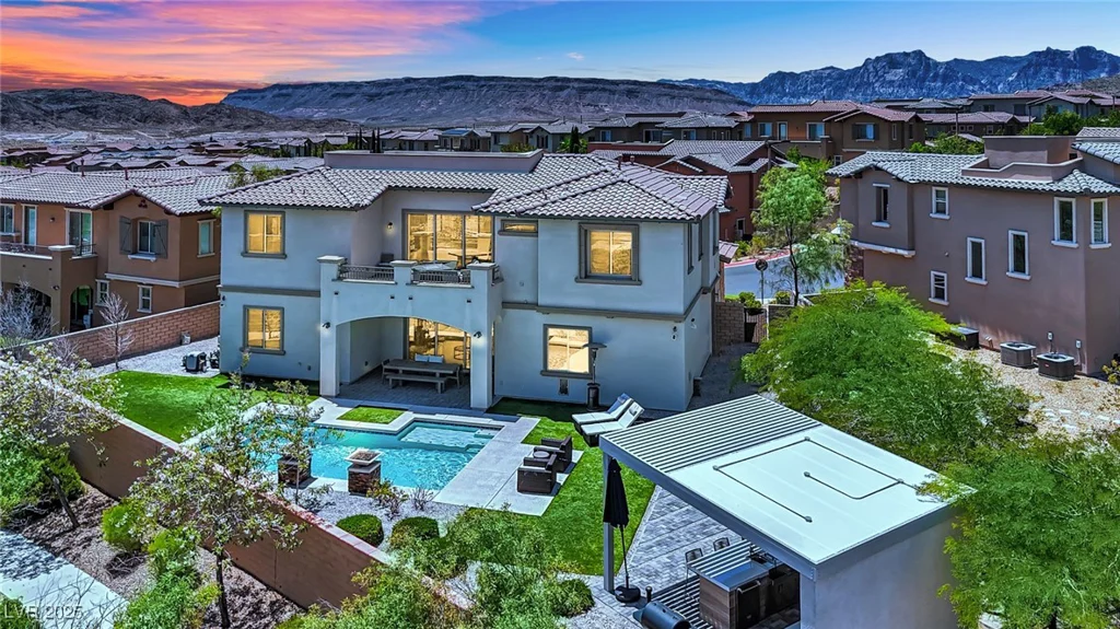 362 Port Reggio, Las Vegas, NV 89138