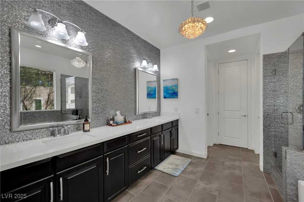 362 Port Reggio, Las Vegas, NV 89138