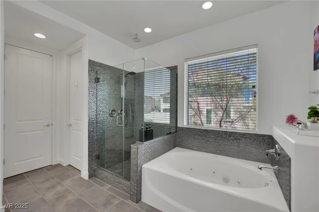 362 Port Reggio, Las Vegas, NV 89138