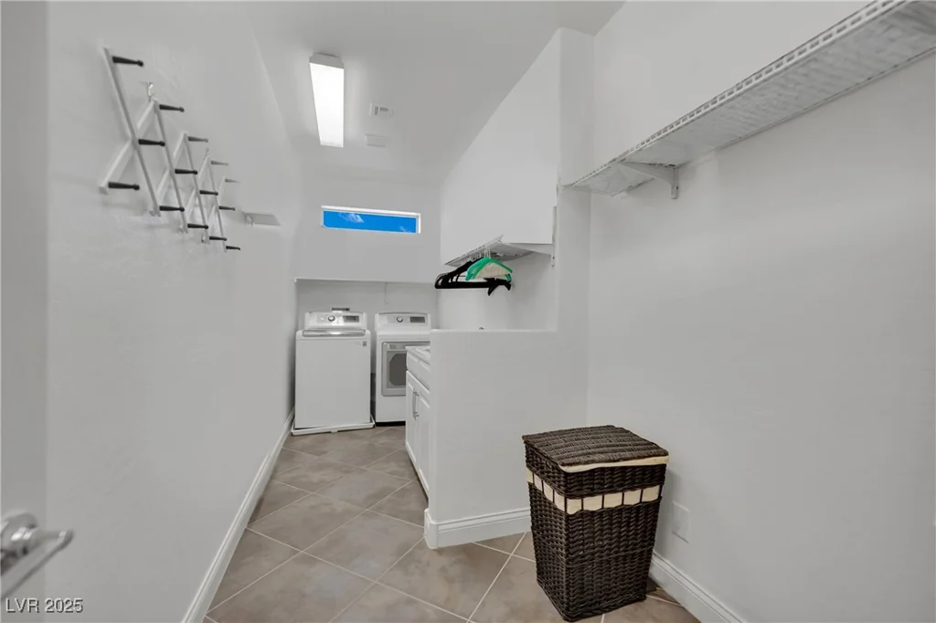 362 Port Reggio, Las Vegas, NV 89138