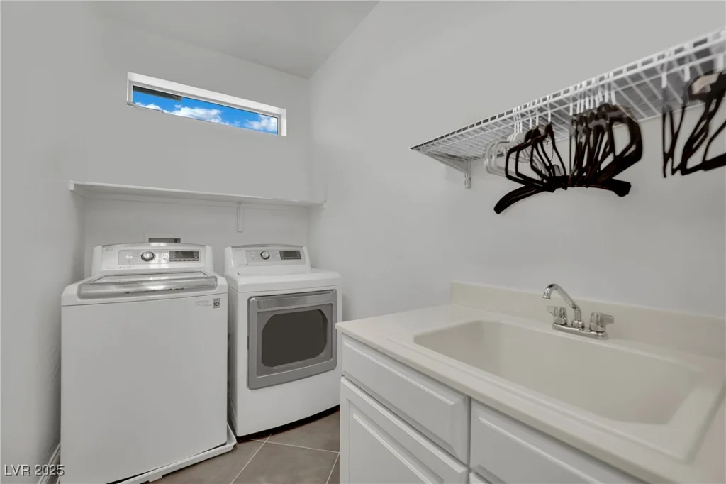 362 Port Reggio, Las Vegas, NV 89138