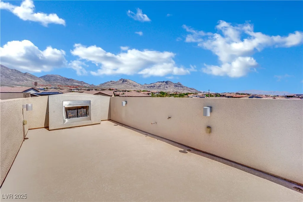 362 Port Reggio, Las Vegas, NV 89138