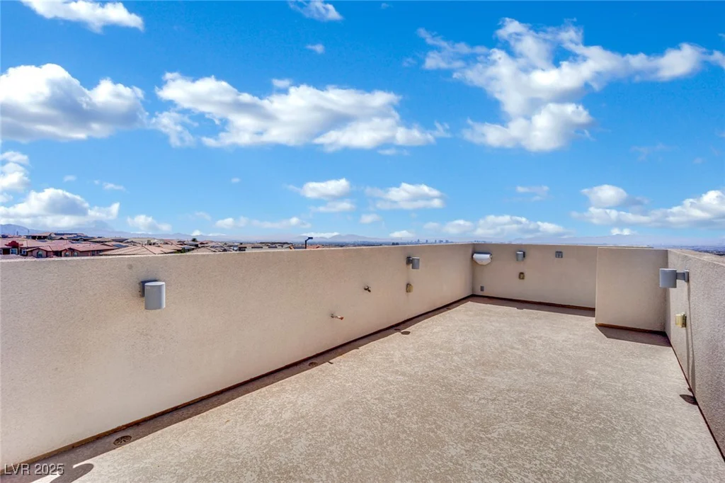 362 Port Reggio, Las Vegas, NV 89138