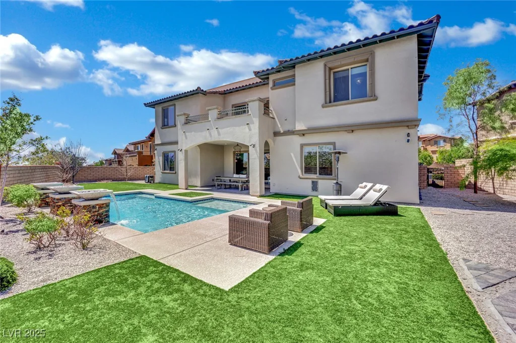 362 Port Reggio, Las Vegas, NV 89138