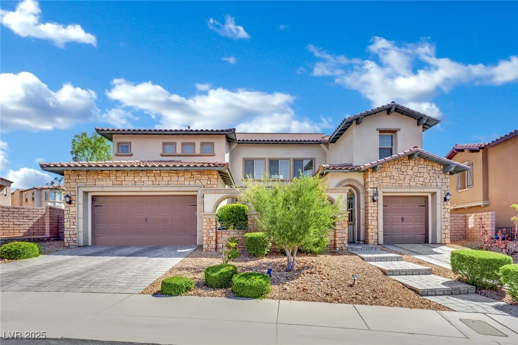 362 Port Reggio, Las Vegas, NV 89138