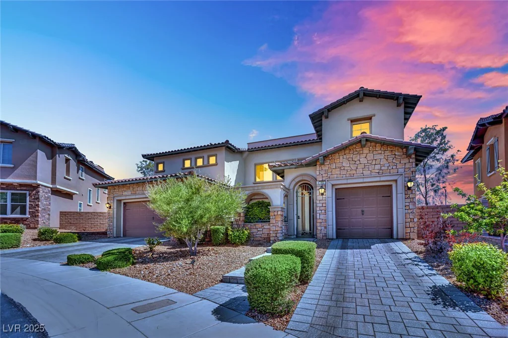 362 Port Reggio, Las Vegas, NV 89138
