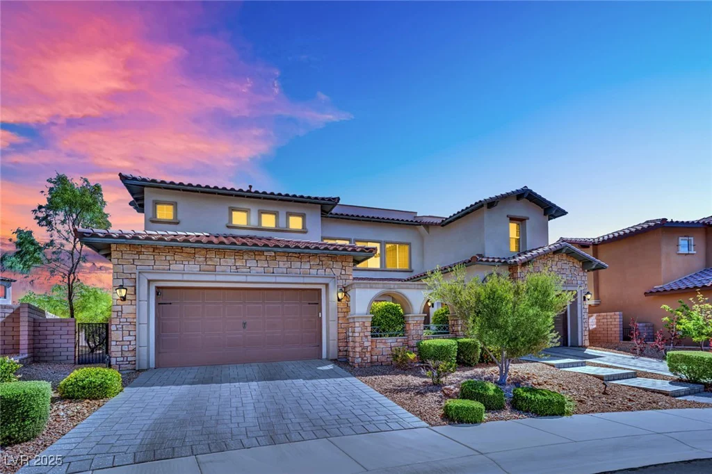 362 Port Reggio, Las Vegas, NV 89138