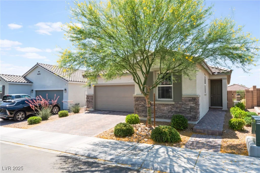 8351 Vinamala, Las Vegas, NV 89149